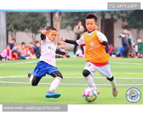 足球对决玩具带你体验激情赛场的乐趣与挑战 足球对决玩具带你体验激情赛场的乐趣与挑战