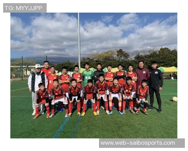 追寻梦想的脚步一名优秀足球运动员的成长与奋斗之路 追寻梦想的脚步一名优秀足球运动员的成长与奋斗之路